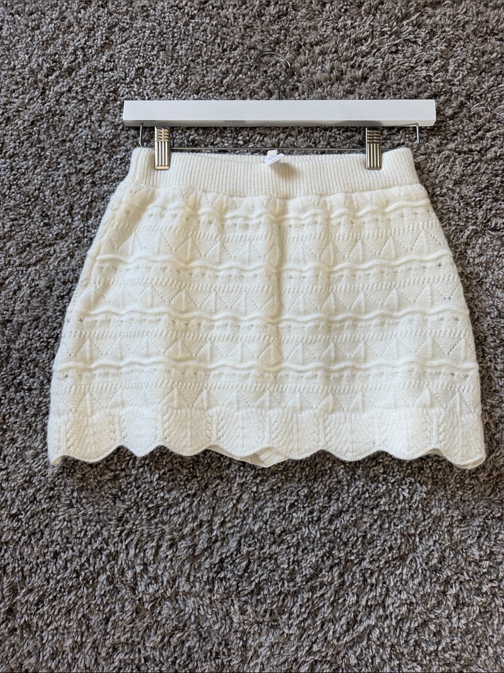 NWOT HALARA Knit Skirt with Built-In Shorts - White Cream